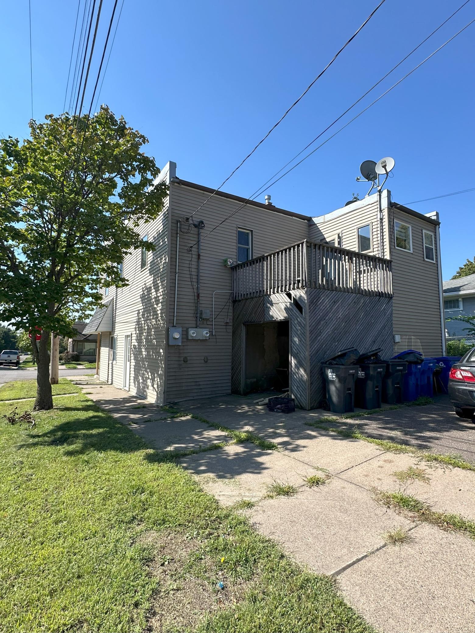 1237 5th Street East St. Paul, MN 55106 - Photo 3 of 5