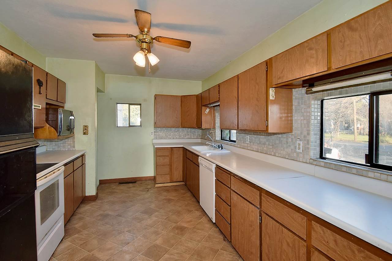 2205 North Coleman Road Spokane Valley, WA 99212 - Photo 4 of 20