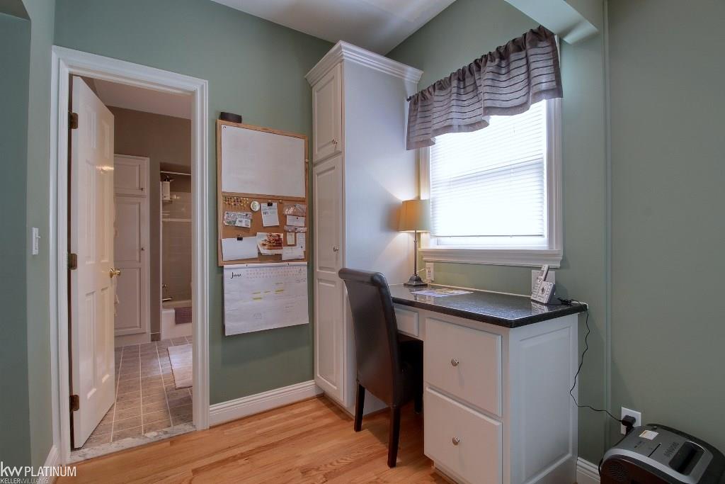 34060 Mulvey Road Fraser, MI 48026 - Photo 14 of 30 31322868-13.JPG
