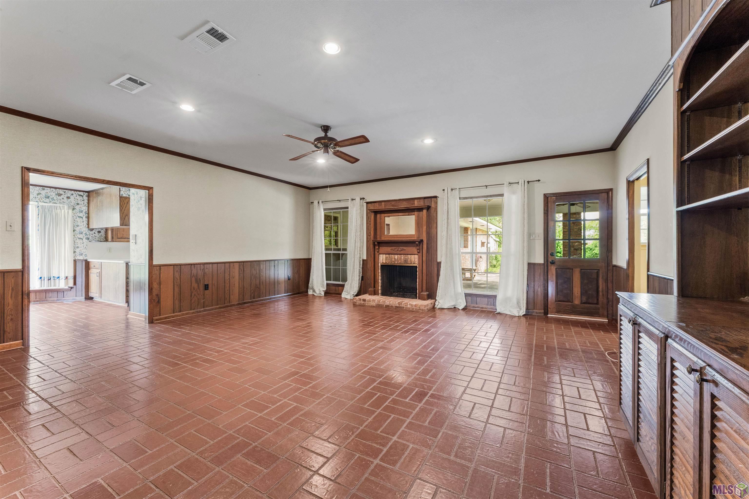 4230 Pine Ridge Drive Baton Rouge, LA 70809 - Photo 5 of 29