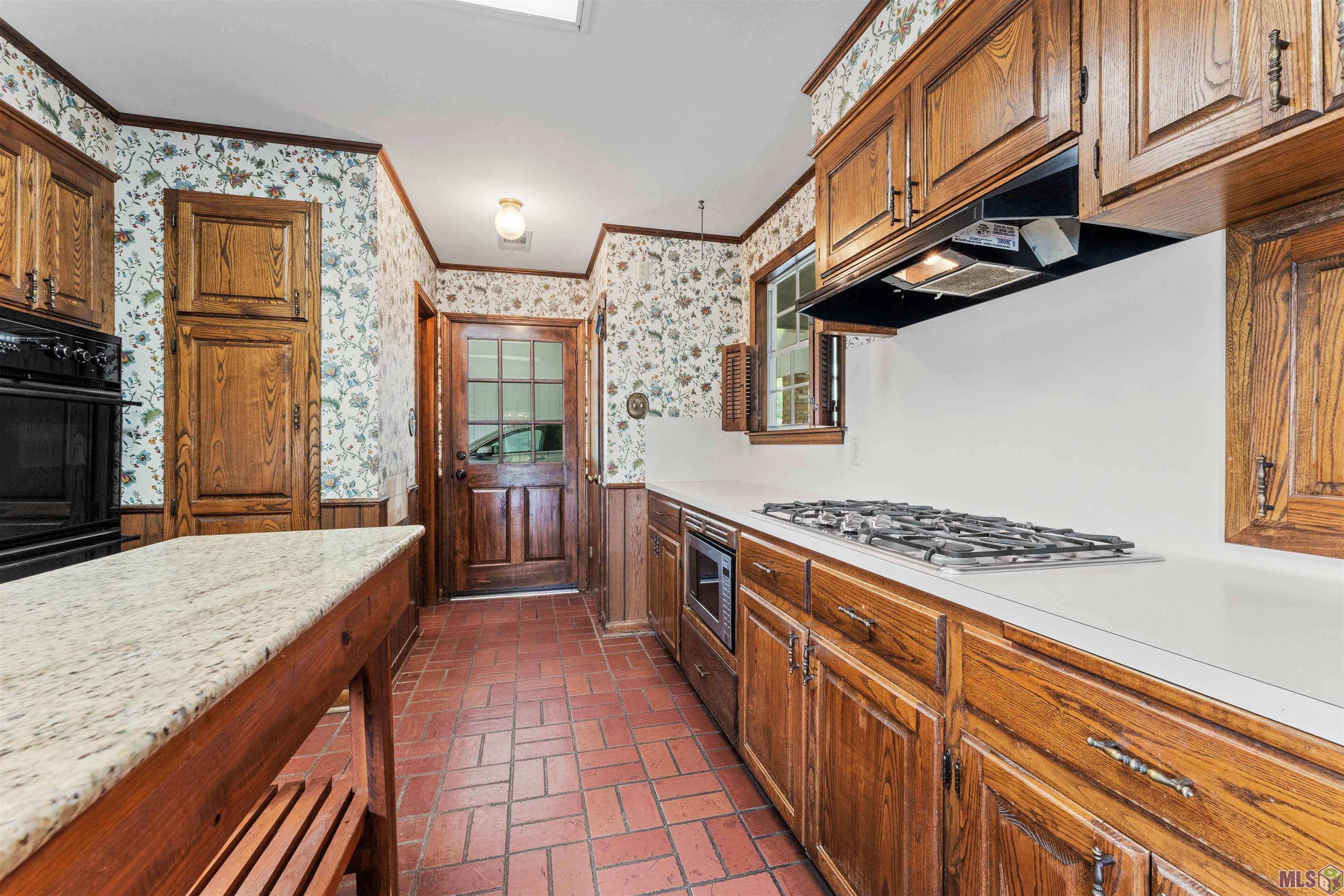 4230 Pine Ridge Drive Baton Rouge, LA 70809 - Photo 9 of 29