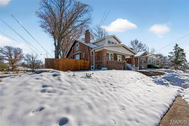$275,000 | 2212 Charlack Avenue, St. Louis, MO 63114