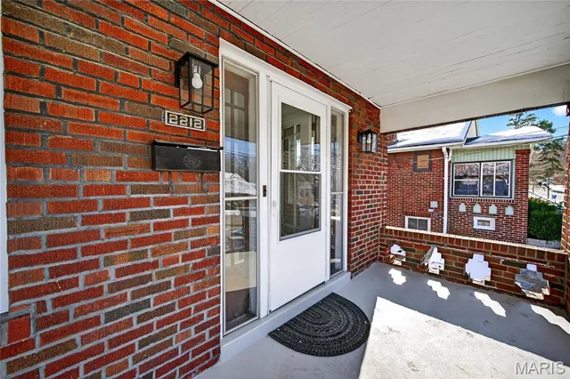 $275,000 | 2212 Charlack Avenue, St. Louis, MO 63114