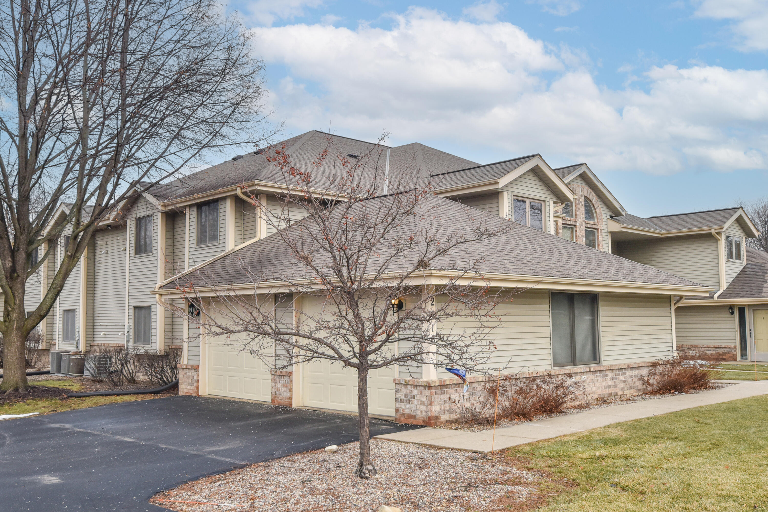 2116 Woodburn Road, Unit C Waukesha, WI 53188 - Photo 13 of 15 Building