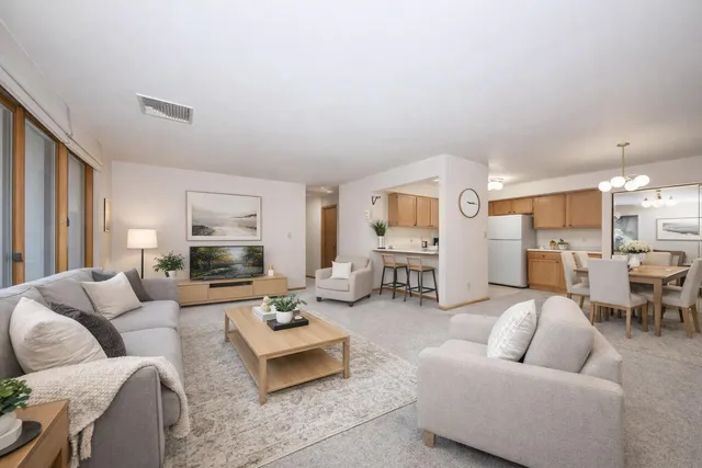 $254,500 | 2116 Woodburn Road, Unit C, Waukesha, WI 53188