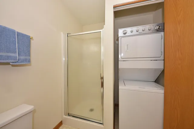 $254,500 | 2116 Woodburn Road, Unit C, Waukesha, WI 53188