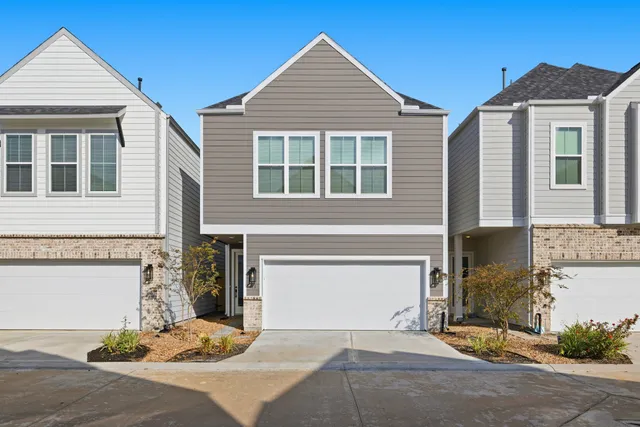 $2,349 | 413 Stonework Landing Lane, Houston, TX 77076