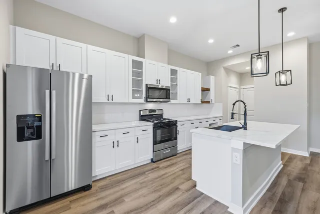 $2,349 | 413 Stonework Landing Lane, Houston, TX 77076