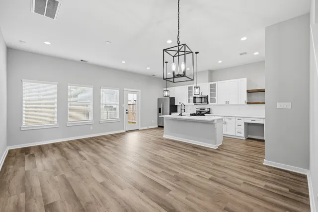 $2,349 | 413 Stonework Landing Lane, Houston, TX 77076