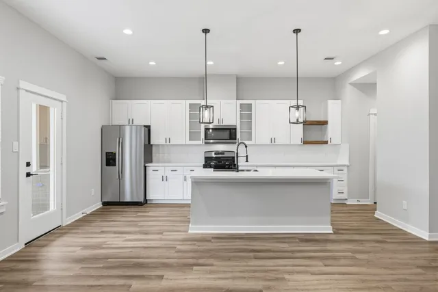 $2,349 | 413 Stonework Landing Lane, Houston, TX 77076