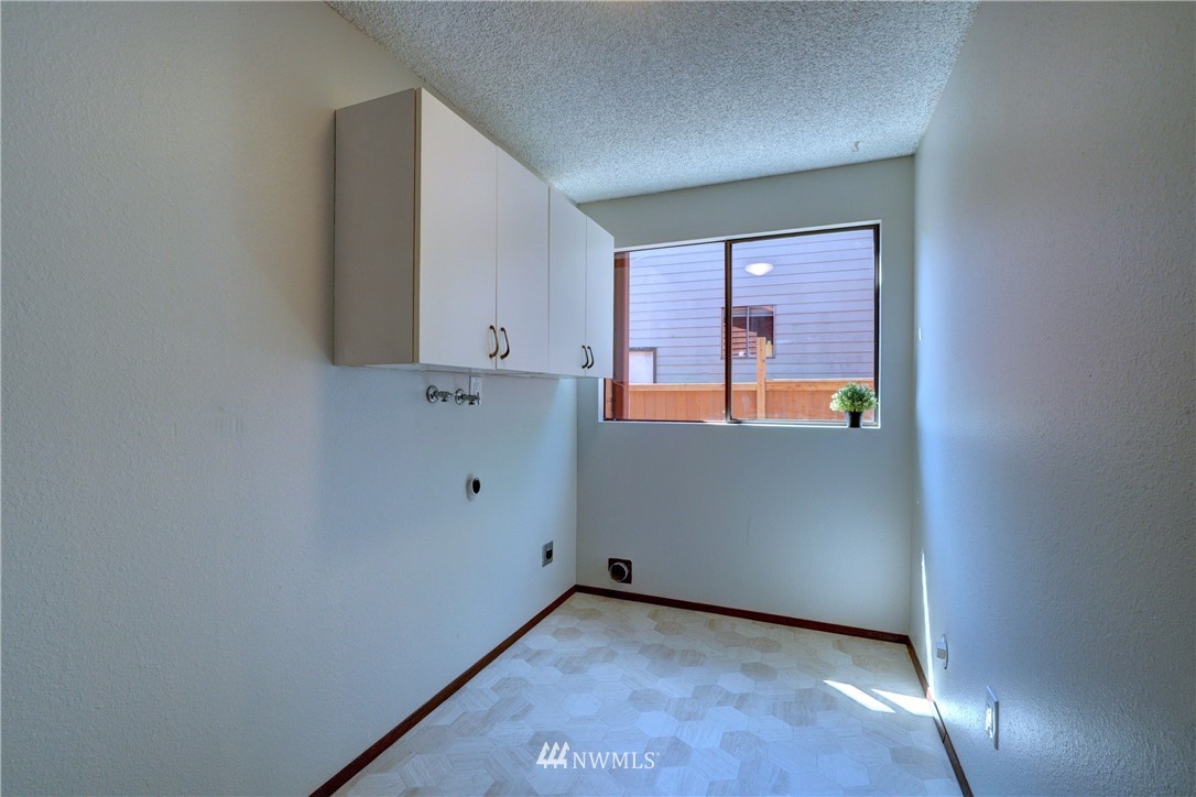 16701 160th Place Southeast Renton, WA 98058 - Photo 14 of 33 Gallery Image 14