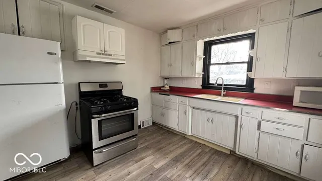 $52,500 | 2234 Fairview Street, Anderson, IN 46016