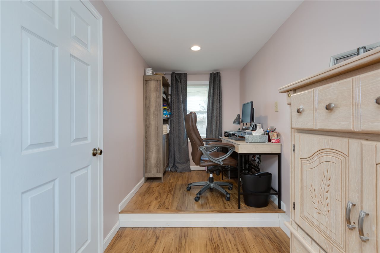 358 South Mammoth Road Manchester, NH 03109 - Photo 22 of 32