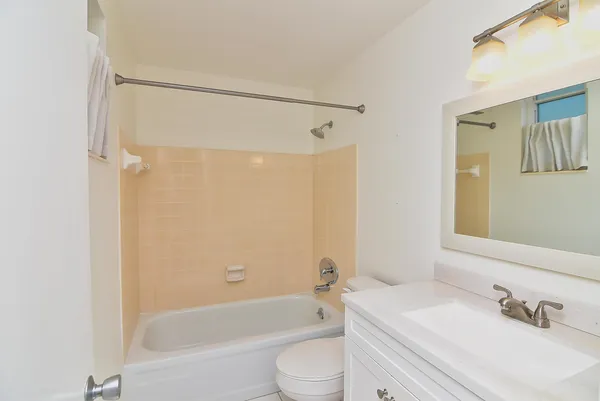 $2,350 | 919 Viscaya Boulevard, St. Augustine, FL 32086