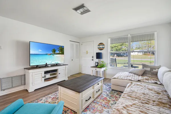 $2,350 | 919 Viscaya Boulevard, St. Augustine, FL 32086