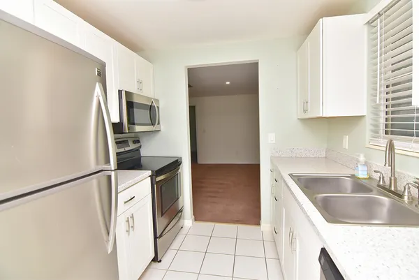 $2,350 | 919 Viscaya Boulevard, St. Augustine, FL 32086