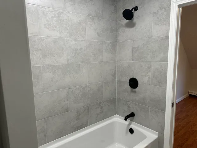 $2,200 | 60 Whitney Street, Unit 3, Nashua, NH 03064