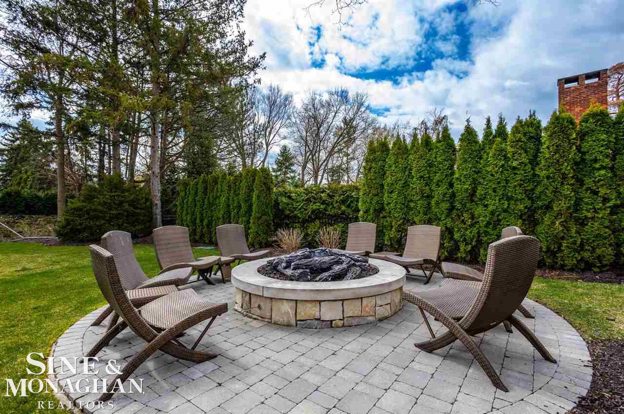570 Shelden Road Grosse Pointe, MI 48236 - Photo 55 of 66 50060167-54.JPG