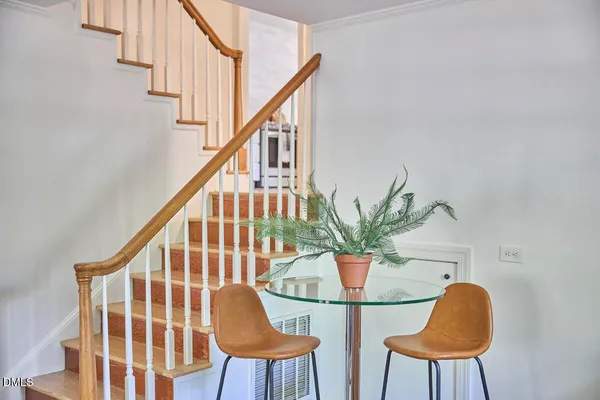 $635,000 | 117 Dixie Drive, Chapel Hill, NC 27514