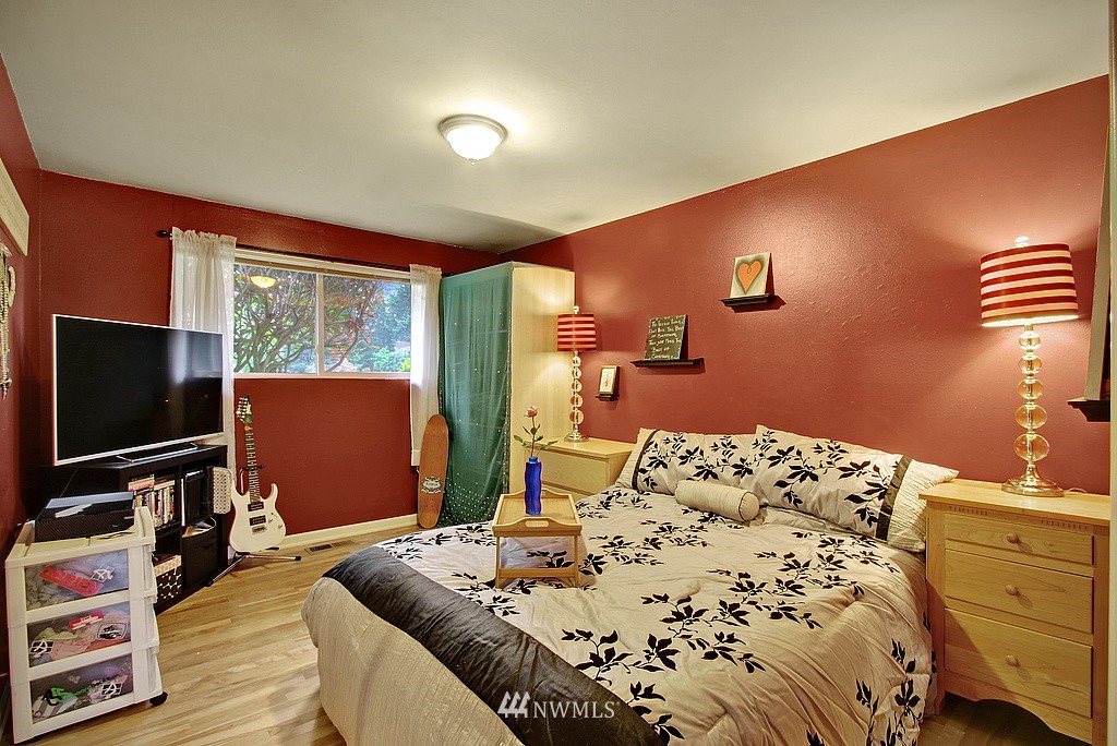 14700 167th Place Southeast Renton, WA 98059 - Photo 8 of 18