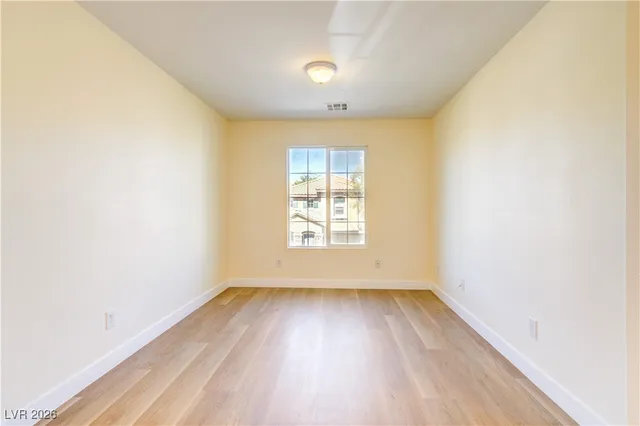 $1,995 | 10320 Bluff Valley Court, Las Vegas, NV 89178