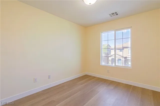 $1,995 | 10320 Bluff Valley Court, Las Vegas, NV 89178