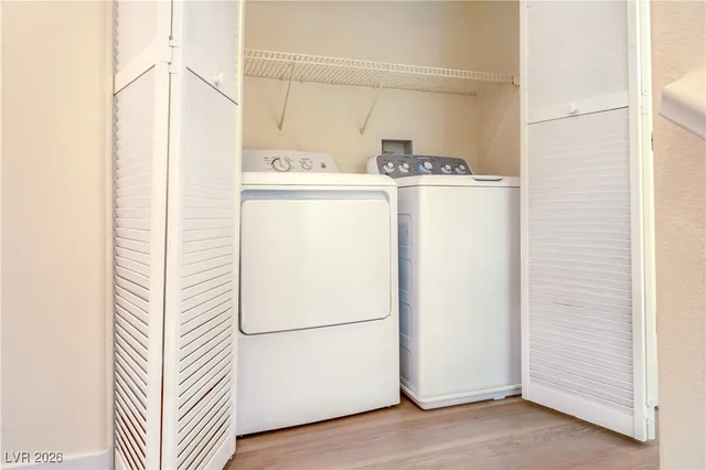 $1,995 | 10320 Bluff Valley Court, Las Vegas, NV 89178