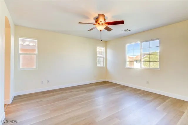 $1,995 | 10320 Bluff Valley Court, Las Vegas, NV 89178