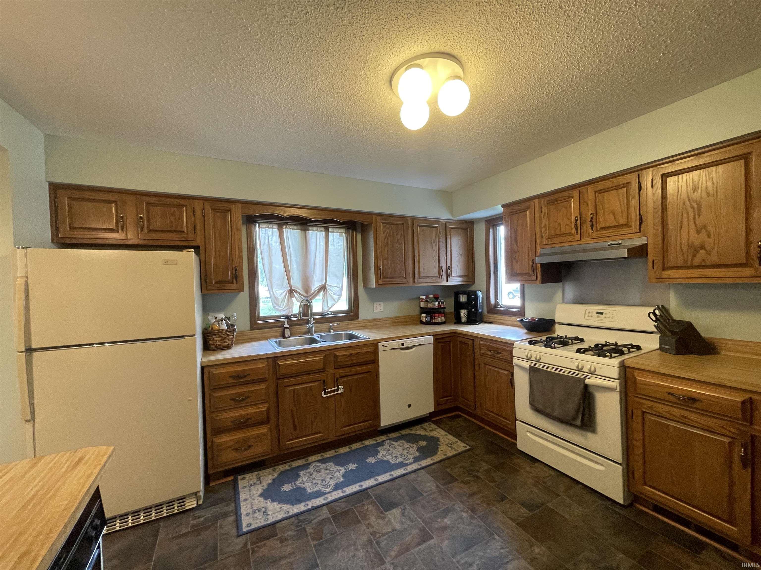 827 21st Street Logansport, IN 46947 - Photo 7 of 30