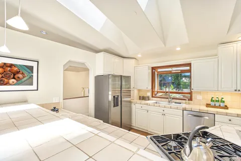 $1,750,000 | 20 Buena Vista Avenue, Fairfax, CA 94930