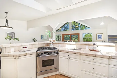 $1,750,000 | 20 Buena Vista Avenue, Fairfax, CA 94930
