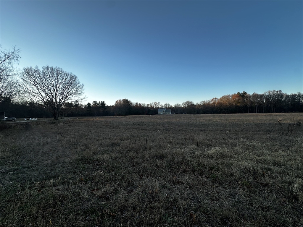 217 Pomeroy Meadow Road Southampton, MA 01073 - Photo 6 of 7