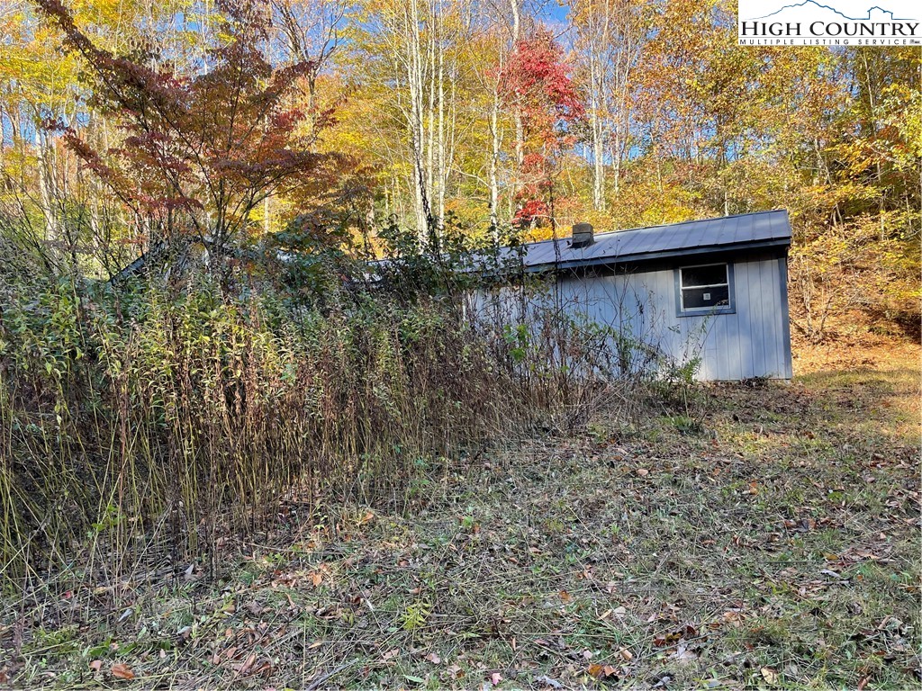 2400-2402 Hardin Road Boone, NC 28607 - Photo 3 of 6 Gallery Image 3