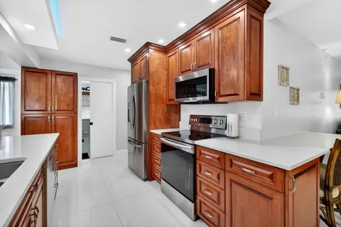 $400,000 | 1255 Northwest 44th Street, Deerfield Beach, FL 33064