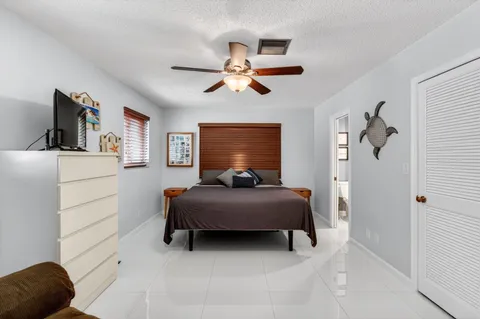 $400,000 | 1255 Northwest 44th Street, Deerfield Beach, FL 33064