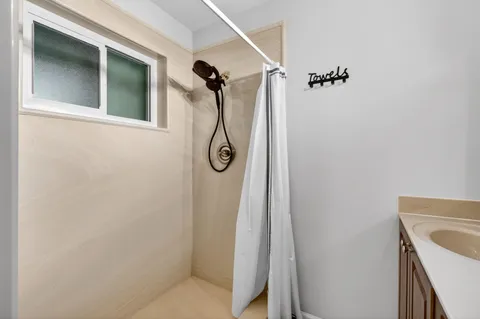 $400,000 | 1255 Northwest 44th Street, Deerfield Beach, FL 33064