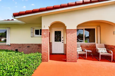 $400,000 | 1255 Northwest 44th Street, Deerfield Beach, FL 33064