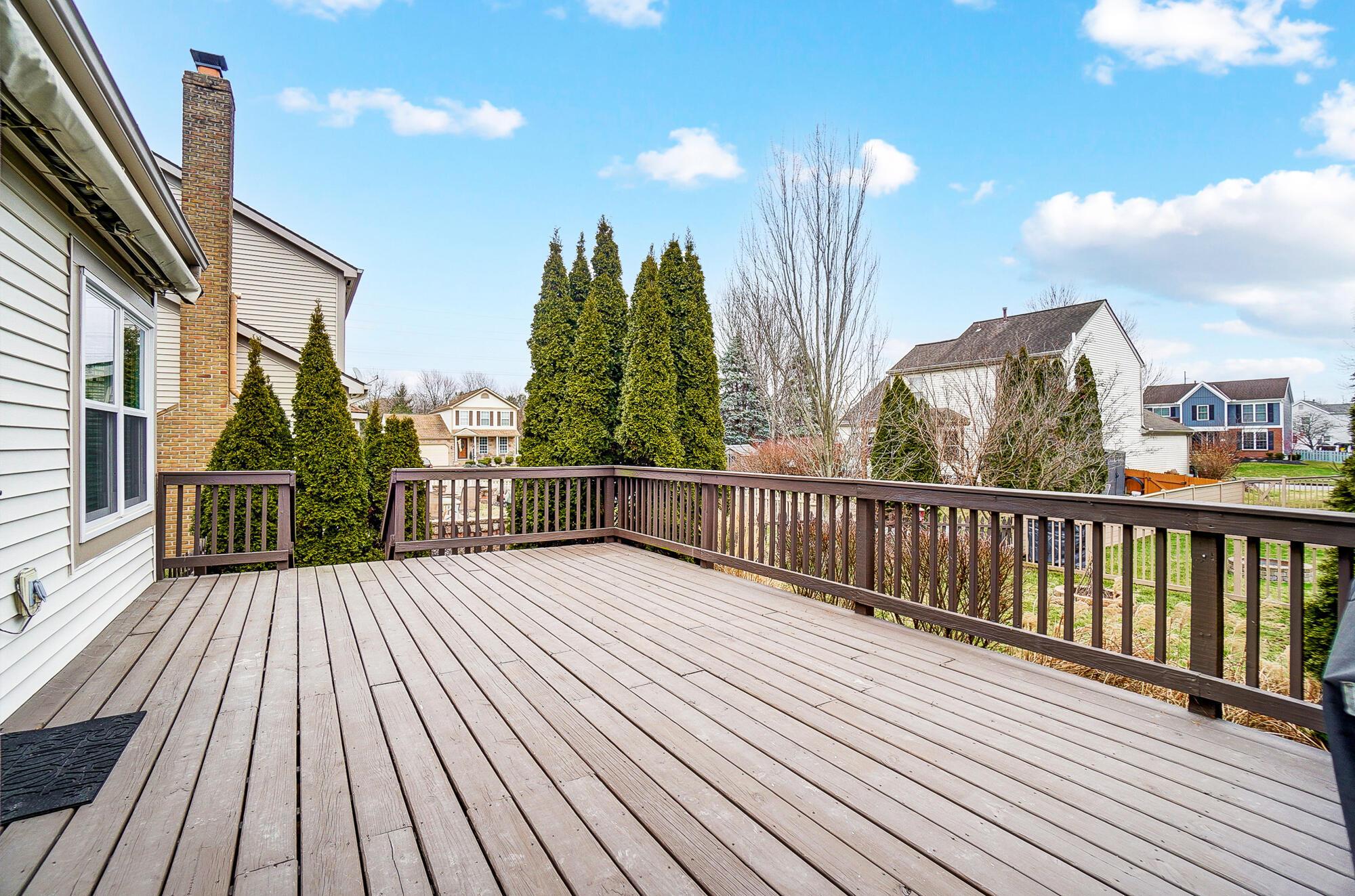 5337 Sutter Home Road Hilliard, OH 43026 - Photo 64 of 72 Power retractable awning adds shade to your deck on those sunny days!