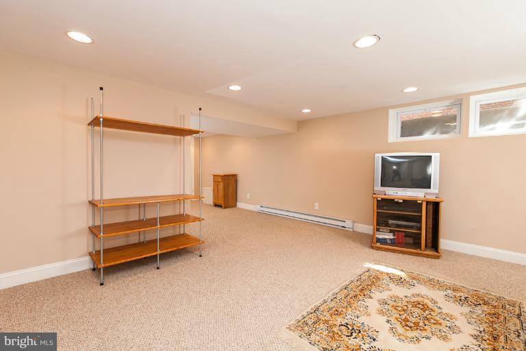 1232 Northview Road Baltimore, MD 21218 - Photo 2 of 22 Basement
