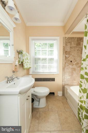 1232 Northview Road Baltimore, MD 21218 - Photo 17 of 22 Bath