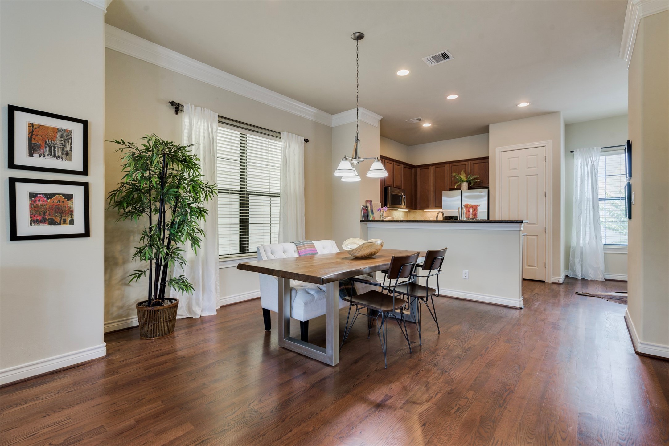 1716 Edwards Street Houston, TX 77007 - Photo 14 of 41