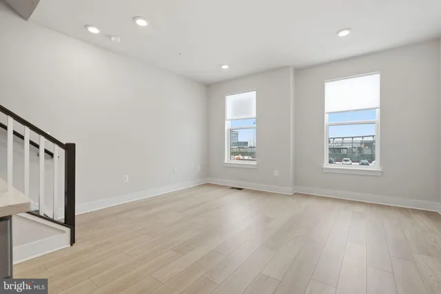 $3,975 | 110 Crown Street, Baltimore, MD 21230