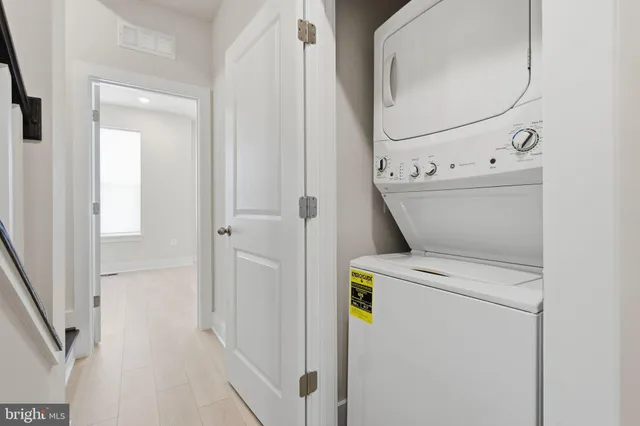 $3,975 | 110 Crown Street, Baltimore, MD 21230