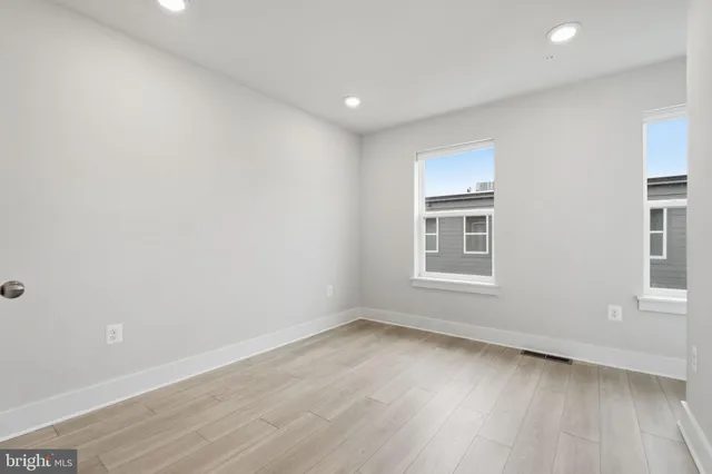 $3,975 | 110 Crown Street, Baltimore, MD 21230