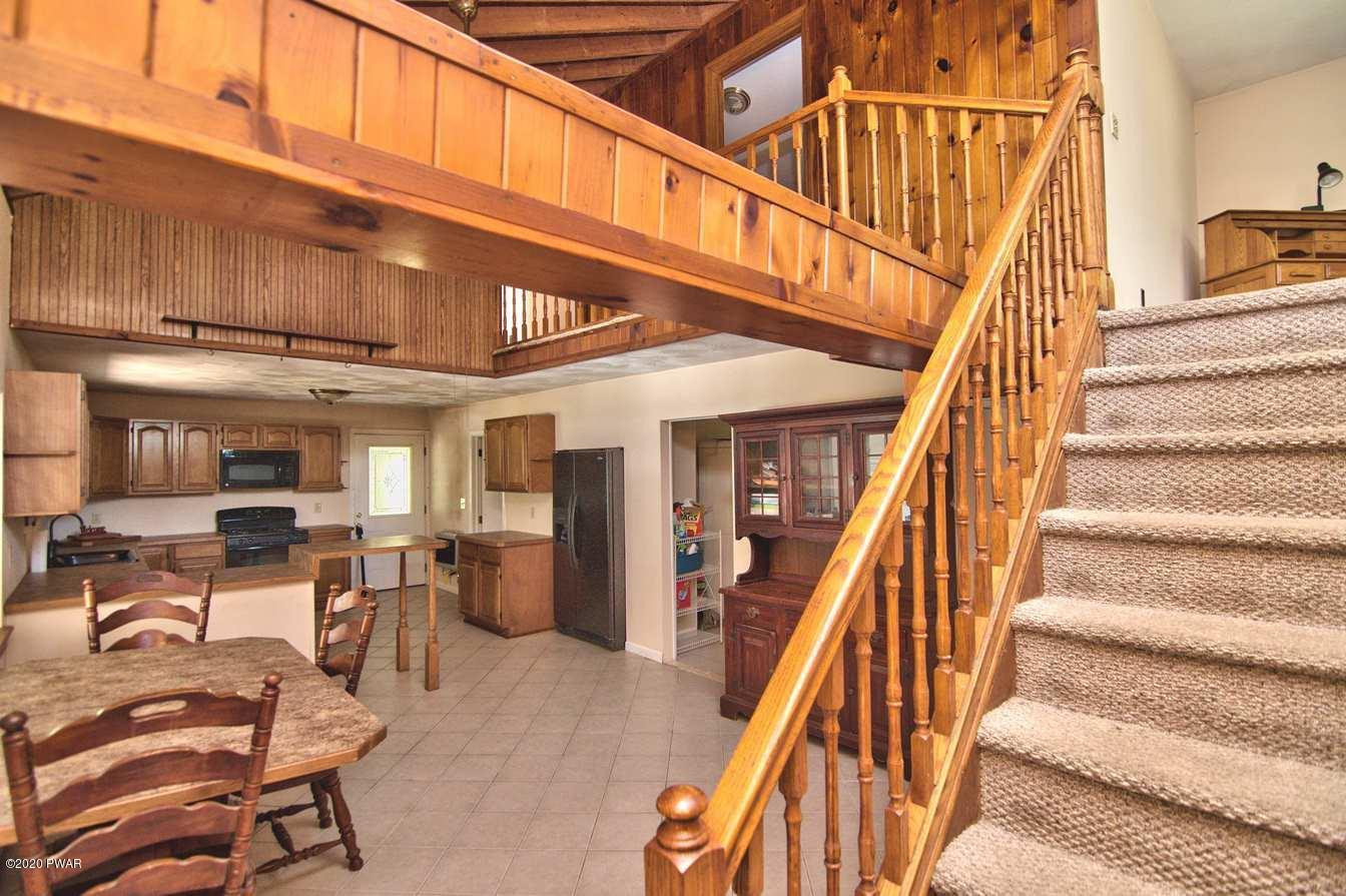 5690 Haas Pond Road Moscow, PA 18444 - Photo 15 of 79 a view of entryway with furniture
