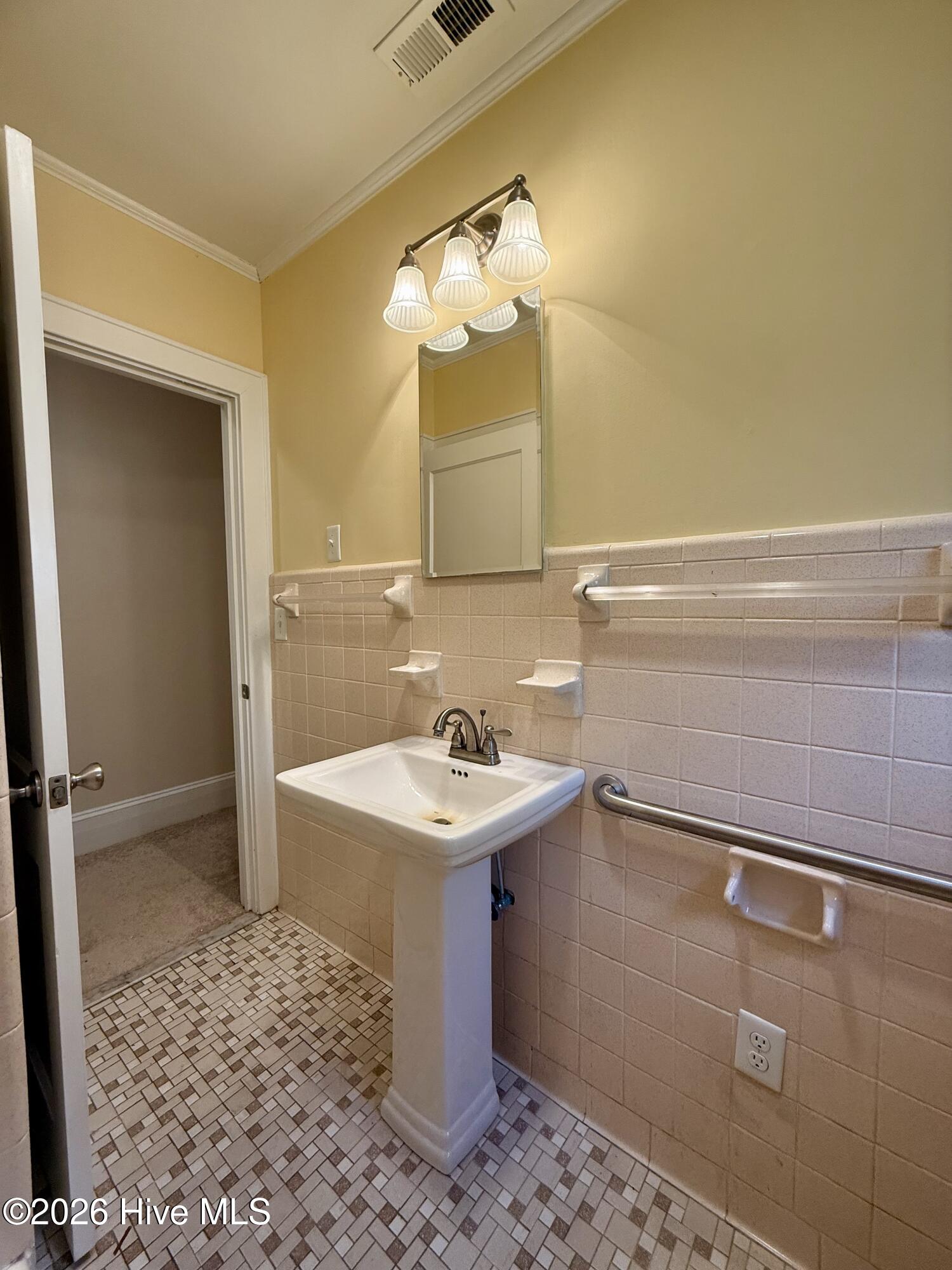 3773 Bear Grass Road Williamston, NC 27892 - Photo 47 of 55 Guest Bathroom