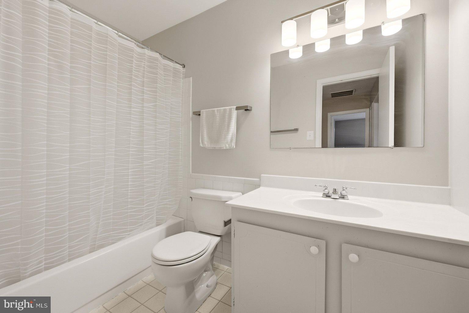 6003 Queenston Street Springfield, VA 22152 - Photo 14 of 22 Gallery Image 14