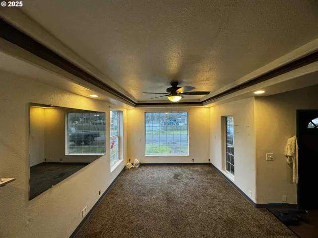 a view of a livingroom with a fireplace