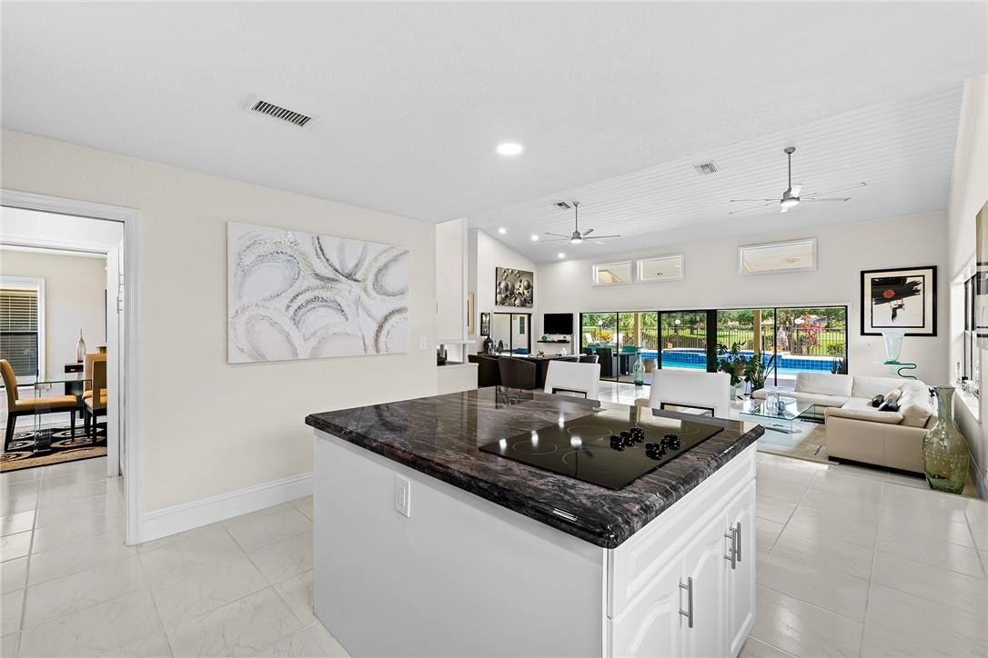 21842 Old Bridge Trail Boca Raton, FL 33428 - Photo 15 of 42 Kitchen