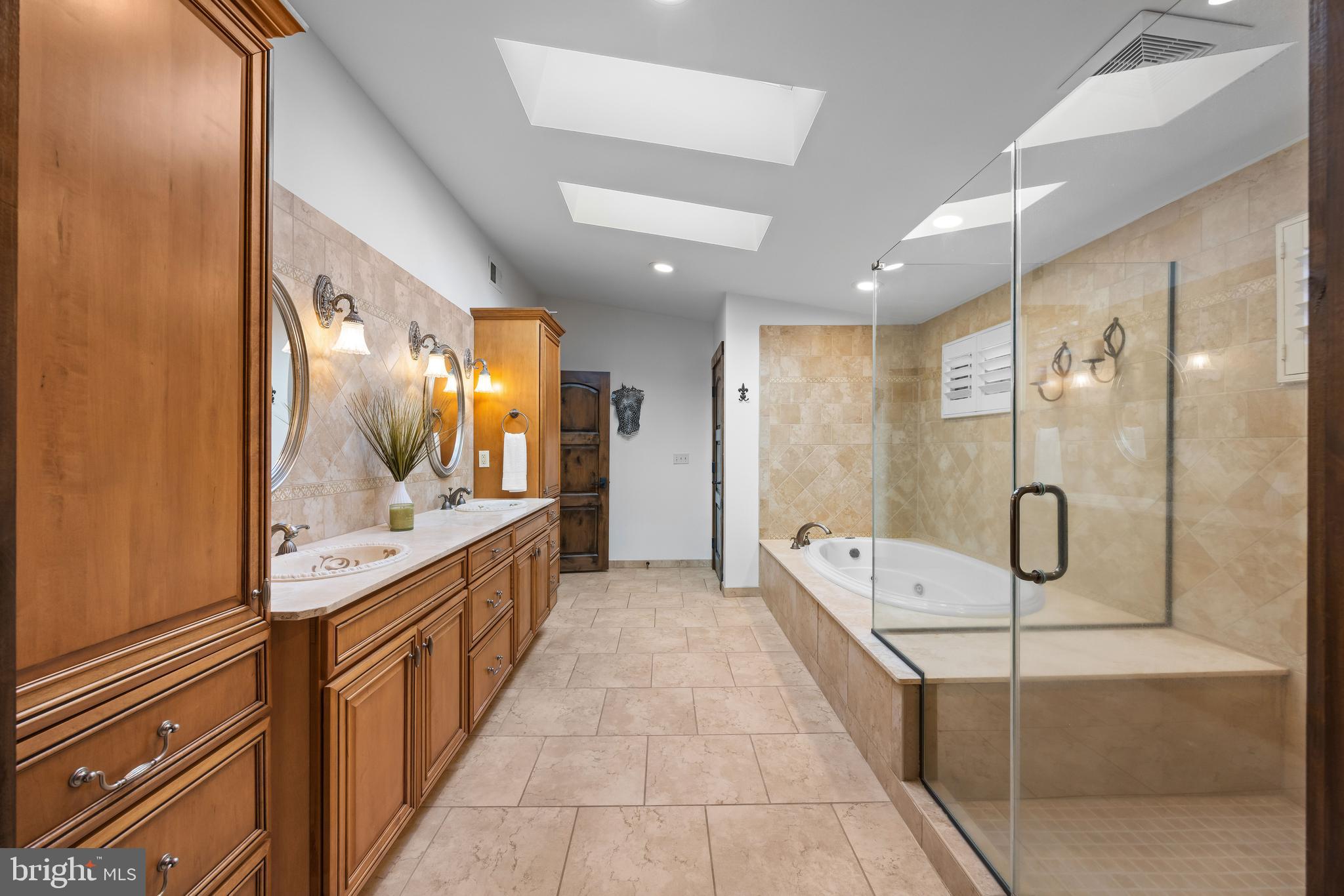 1344 Tydings Road Annapolis, MD 21409 - Photo 21 of 43 Primary bath